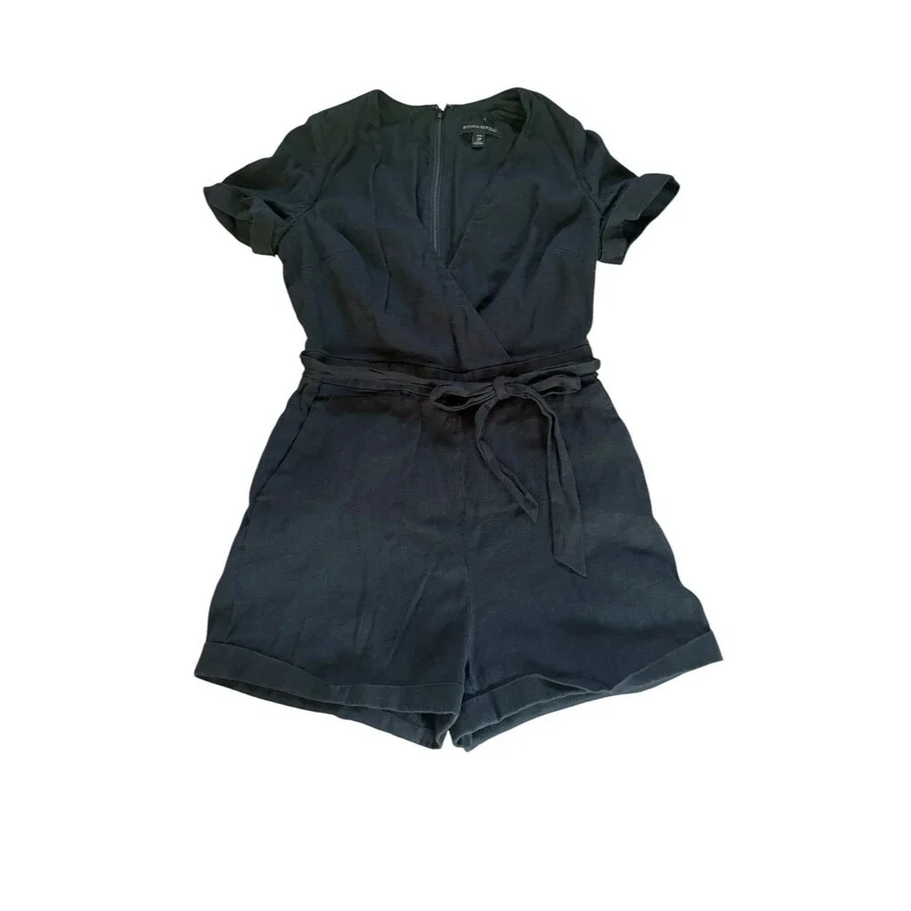 Banana Republic Black Linen Cotton Blend Romper Womens Size 2 Petite